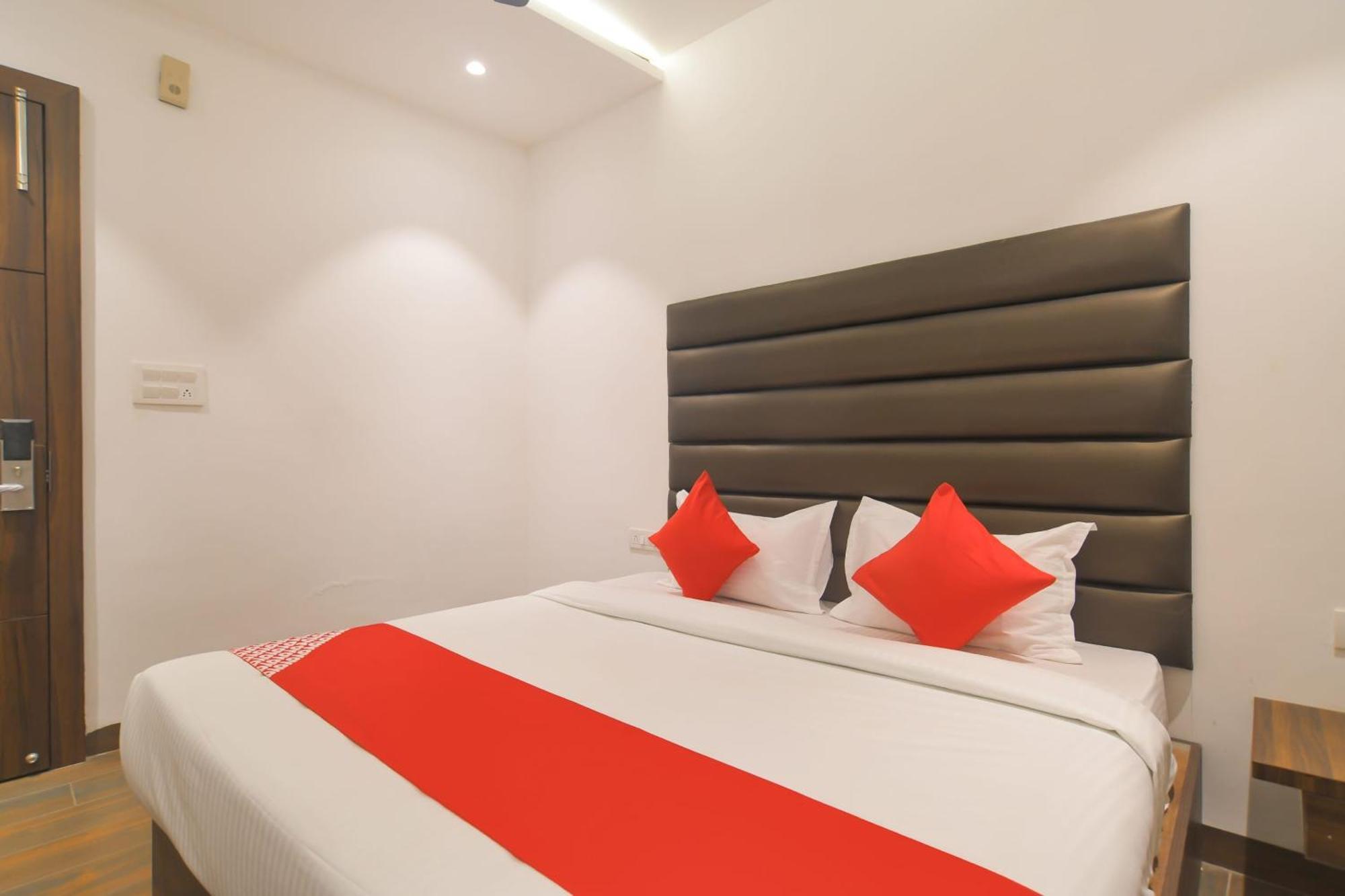 Hotel O Rudraksh إندور المظهر الخارجي الصورة